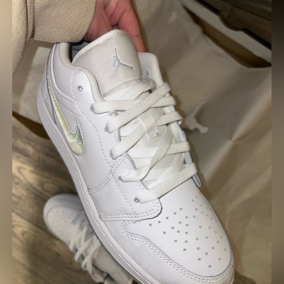 ****update; SOLD *** ✨ NIKE JORDAN GLITTER SWOOSH WHITE SPARKLE ✨ - Picture 13 of 16